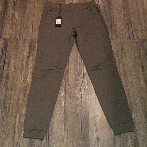 Ryu Other - RYU Everywhere Jogger Sage Green Sz M EUC